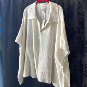 Soft white sweater poncho, new with tags, so comfy and versatile. One size